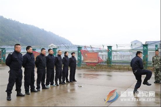 2016.12.26福鼎法院法警大隊(duì)開展冬季體能訓(xùn)練活動(dòng).jpg
