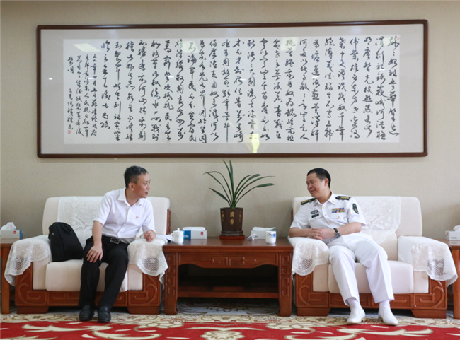 市領(lǐng)導(dǎo)開展“八一”走訪慰問活動