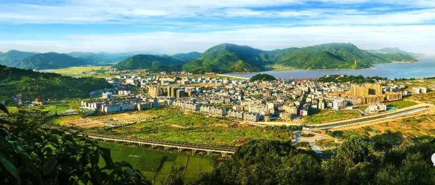 來，一起看看這“仙都名鎮”的70年華章
