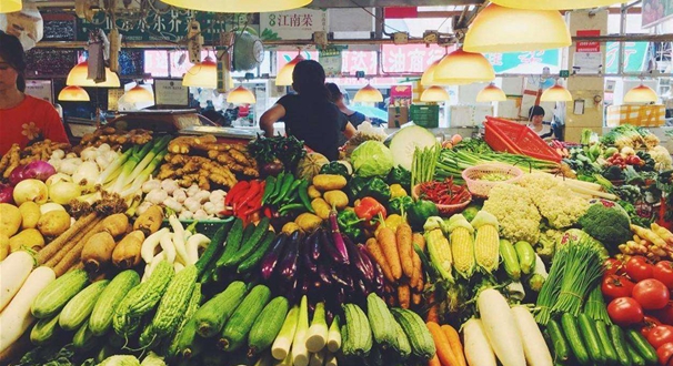 "菜籃子"價格追蹤：豬肉價穩了 蔬菜水果都降了