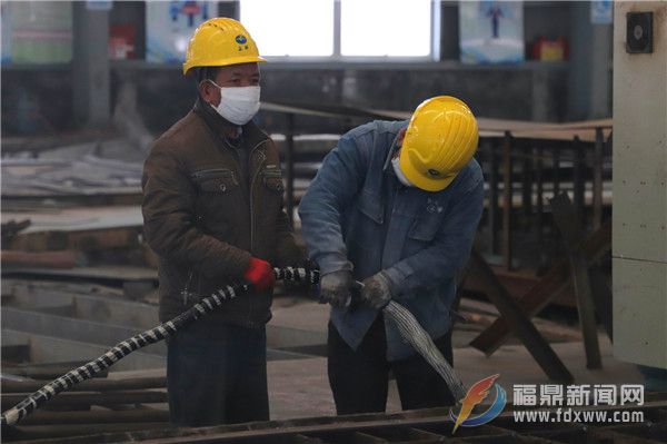 疫情防控不松懈 有序復工促生產
