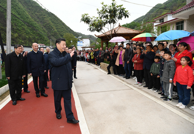 習近平經(jīng)濟發(fā)展新常態(tài)重大論斷，引領中國經(jīng)濟行穩(wěn)致遠