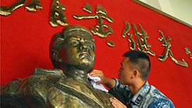 黃繼光：一面不倒的戰旗