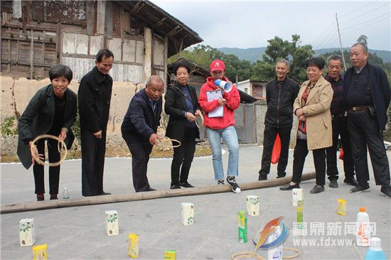 點(diǎn)頭：開展“初心不改，感恩孝心”慶重陽主題黨日活動
