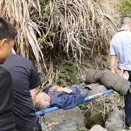 貫嶺一老人走失，警民聯手開展深山大搜救