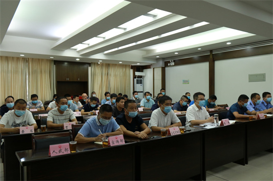 我市組織收聽收看全國、全省森林防滅火工作電視電話會議
