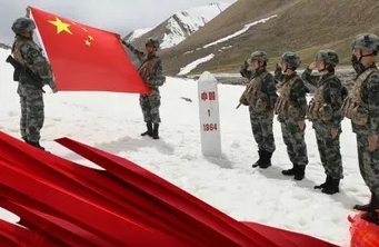 全民國(guó)防教育月宣傳海報(bào)|萬眾一心共筑長(zhǎng)城 軍民合力強(qiáng)我國(guó)防